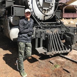 Meet your Posher, Cole